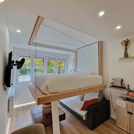 La Bulle Suspendue, Avenue De Champagne